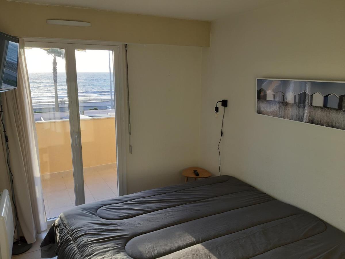 Appartement Cavalaire Face A La Mer Exterior photo